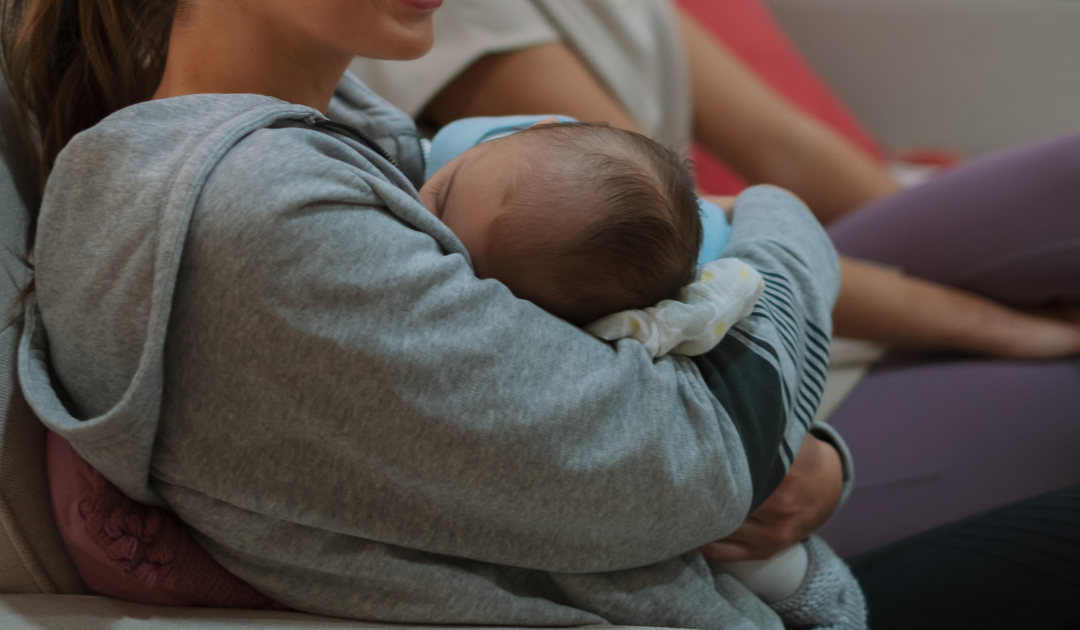 Cuidados com o Recém-Nascido: Como os Domicílios de Enfermagem Facilitam os Primeiros Dias em Casa