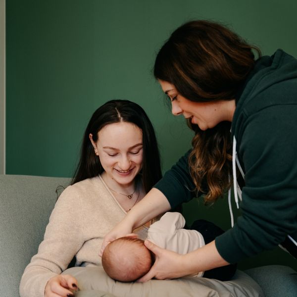 Apoio à amamentação com acompanhamento especializado a mãe e bebé em Santa Maria da Feira